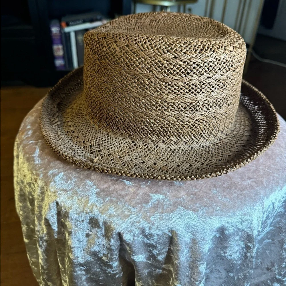 Vintage brown hat